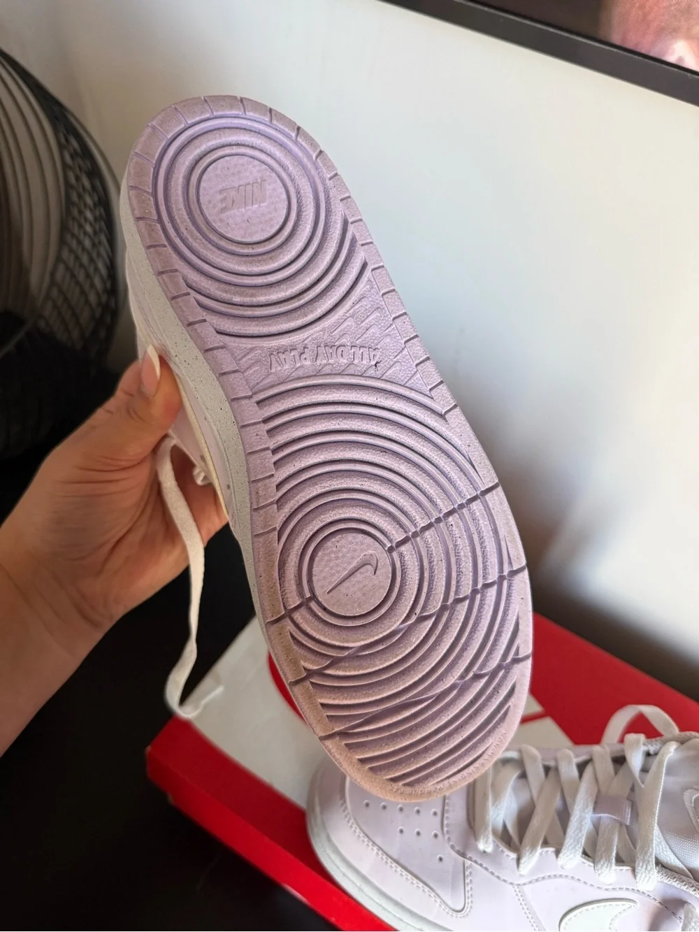 Nike youth low